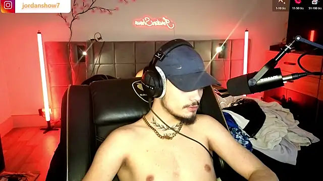 Snapshot of JordanShow chatting on February 2026 11:44:01 PM JordanShow online show from February 2026 11:44:01 PM