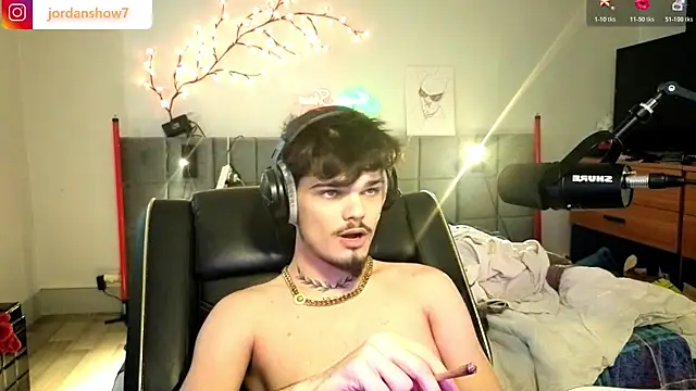 Snapshot of JordanShow chatting on February 2026 09:30:01 AM JordanShow online show from February 2026 09:30:01 AM