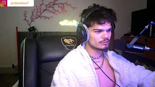 Snapshot of JordanShow chatting on March 2026 11:50:01 AM JordanShow online show from March 2026 11:50:01 AM