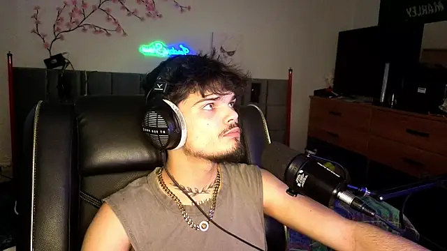 Snapshot of JordanShow chatting on March 2026 10:41:01 AM JordanShow online show from March 2026 10:41:01 AM