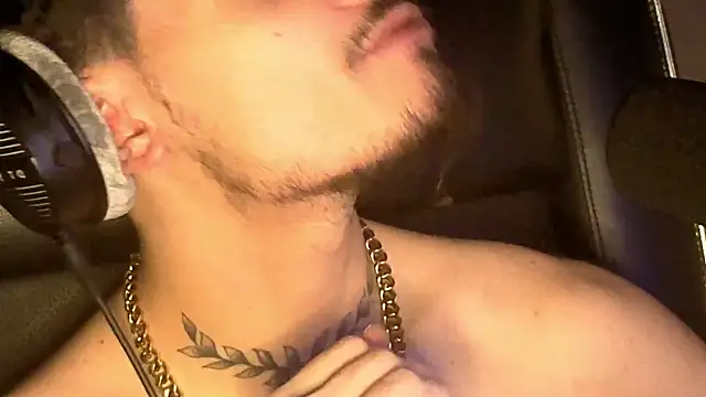 Snapshot of JordanShow chatting on March 2026 12:14:01 AM JordanShow online show from March 2026 12:14:01 AM