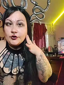 l1la Rav3n online show from October 2025 02:01:02 AM