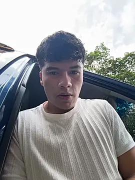 Logan smith1 online show from November 2025 03:45:01 PM