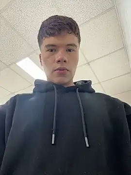 Logan smith1 online show from April 2026 06:54:02 PM