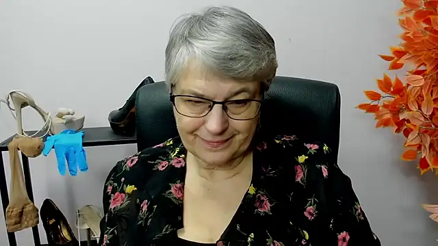 IrisDream online show from December 2024 11:08:02 AM