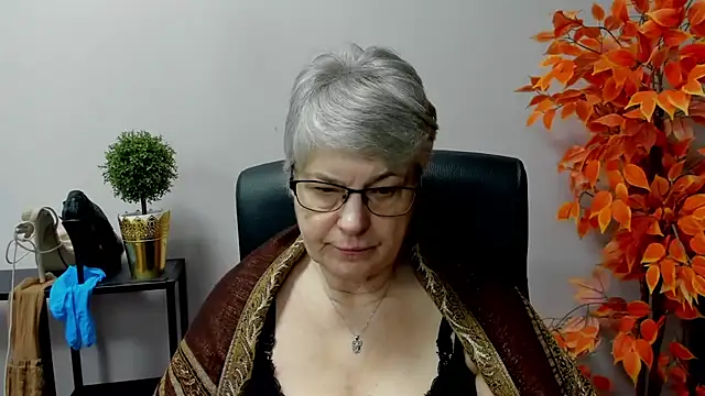 IrisDream online show from March 2025 10:57:02 AM