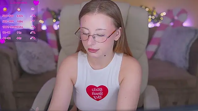 SilverrMoon online show from January 2026 01:46:02 PM