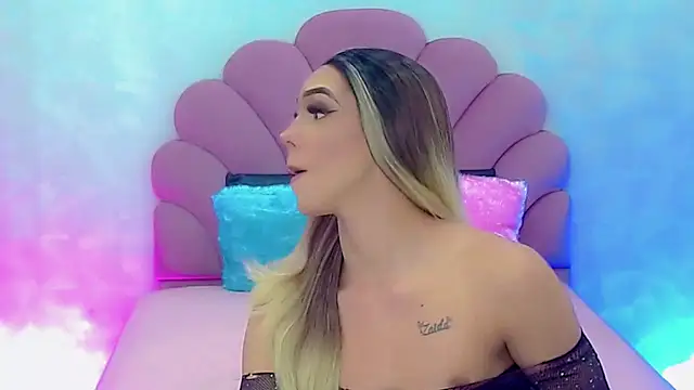 briana sex32 online show from January 2025 04:02:01 PM