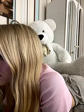 Liya my online show from October 2025 06:49:01 PM