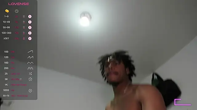 RoddyRich11 online show from October 2025 02:00:01 AM