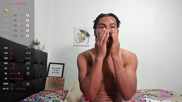 RoddyRich11 online show from October 2025 11:22:02 AM