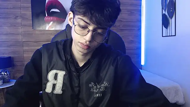 jhoellx online show from December 2024 12:38:02 PM