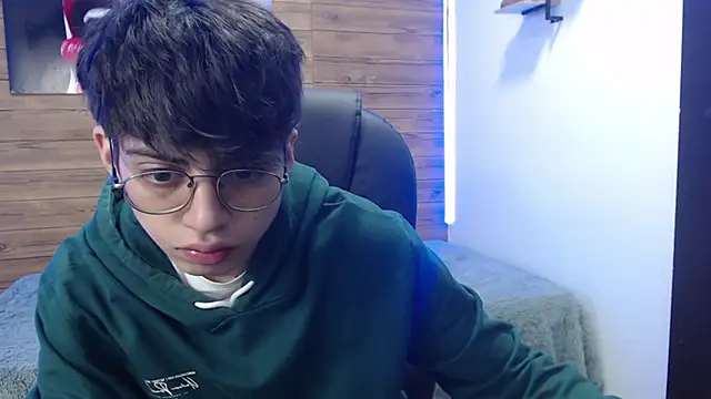 jhoellx online show from January 2025 12:41:02 PM