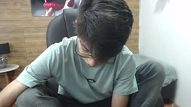 jhoellx online show from January 2025 12:48:02 PM