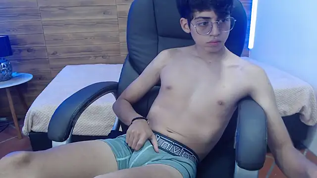 jhoellx online show from February 2025 03:30:01 PM