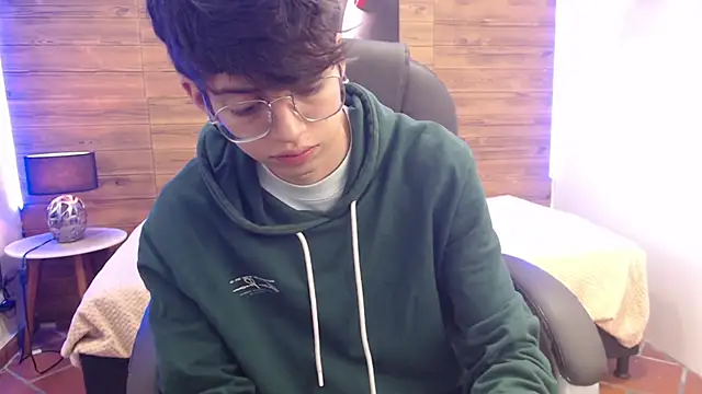 jhoellx online show from February 2025 12:58:01 PM