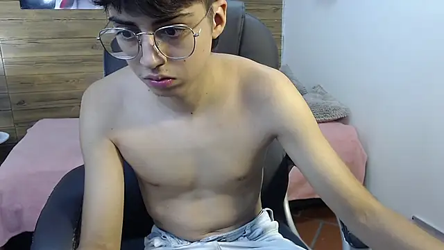 jhoellx online show from October 2025 09:45:01 PM