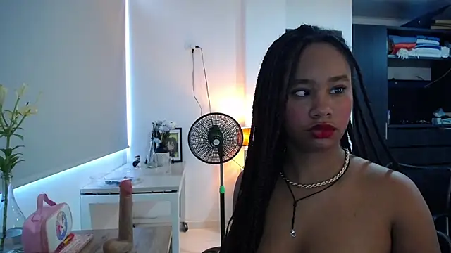 diabla sexyboobs online show from April 2026 09:08:02 PM