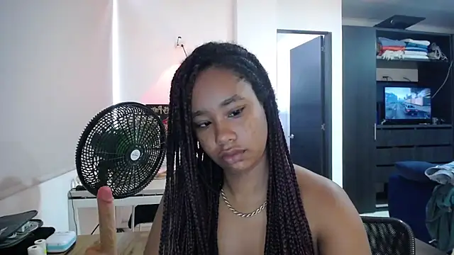 diabla sexyboobs online show from April 2026 01:46:02 PM