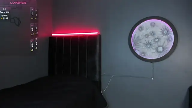 Snapshot of khriss_brown chatting on November 2025 09:25:02 PM khriss brown online show from November 2025 09:25:02 PM