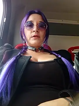 sophie banger online show from October 2025 08:32:01 PM