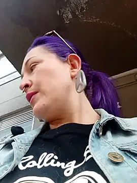 sophie banger online show from November 2025 09:13:02 PM