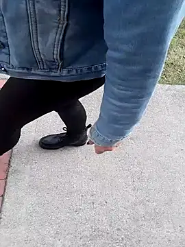 sophie banger online show from November 2025 07:34:02 PM