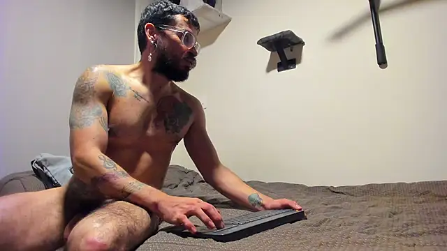 leondevereda online show from October 2025 01:17:02 AM