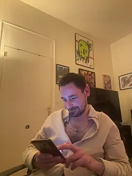 Snapshot of defbond420 chatting on October 2025 10:38:01 PM defbond420 online show from October 2025 10:38:01 PM