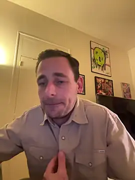 Snapshot of defbond420 chatting on October 2025 09:02:01 PM defbond420 online show from October 2025 09:02:01 PM