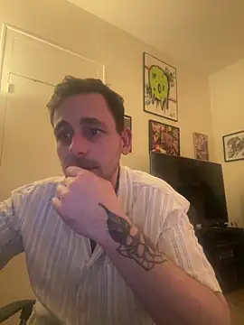 Snapshot of defbond420 chatting on October 2025 09:46:02 PM defbond420 online show from October 2025 09:46:02 PM