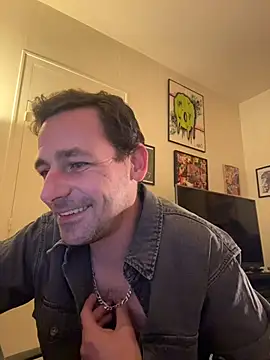 defbond420 online show from November 2025 09:09:02 PM