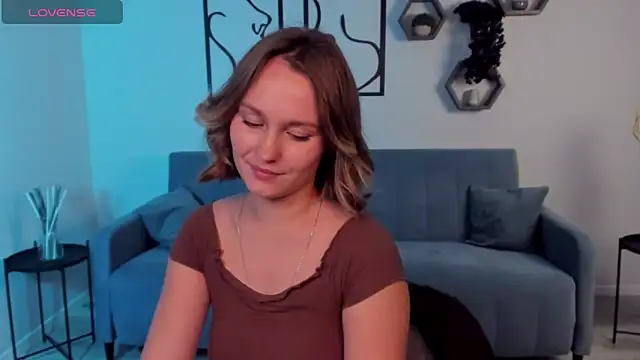 BritnieCute online show from October 2025 04:57:01 AM