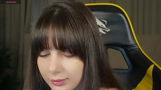 Alisa054 online show from December 2024 04:15:01 PM