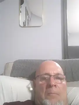 dickinyouto online show from June 2026 05:39:02 PM