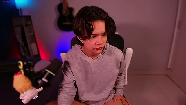 marlena3312 online show from October 2025 01:01:01 PM