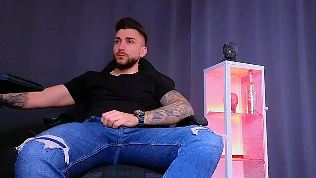 MightyAaron66 online show from February 2025 02:26:02 PM