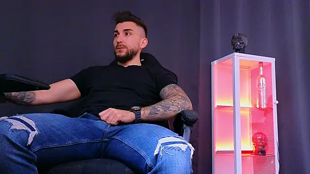 MightyAaron66 online show from February 2025 12:28:01 PM