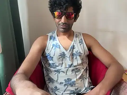 Snapshot of dominanthubby chatting on June 2026 07:42:01 AM dominanthubby online show from June 2026 07:42:01 AM