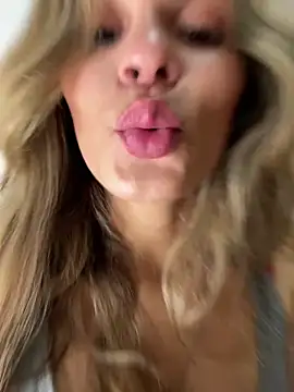 cuteluci  online show from March 2026 12:23:02 AM