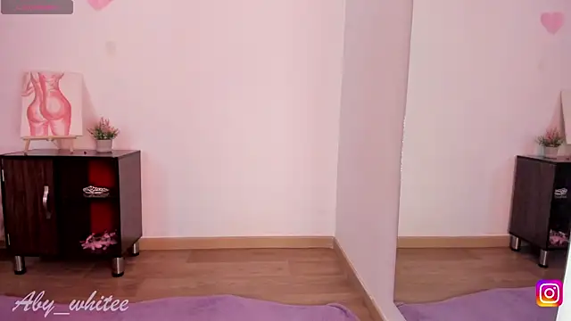 AbyWhitee online show from September 2025 12:08:02 PM