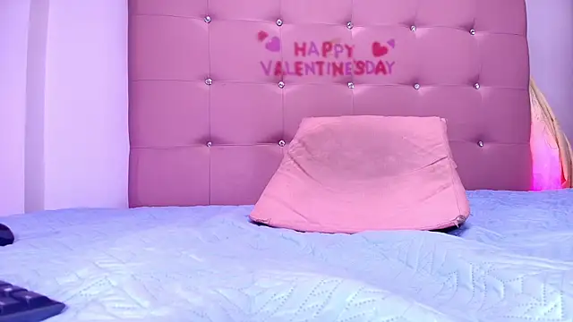 kata hazel online show from February 2025 07:05:01 PM