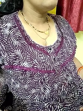 Snapshot of samitasharma chatting on September 2025 02:33:02 PM samitasharma online show from September 2025 02:33:02 PM