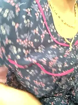 Snapshot of samitasharma chatting on October 2025 05:27:01 AM samitasharma online show from October 2025 05:27:01 AM