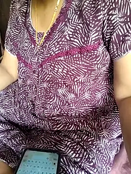 Snapshot of samitasharma chatting on November 2025 06:36:01 AM samitasharma online show from November 2025 06:36:01 AM