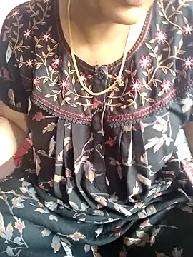 Snapshot of samitasharma chatting on November 2025 05:29:02 AM samitasharma online show from November 2025 05:29:02 AM