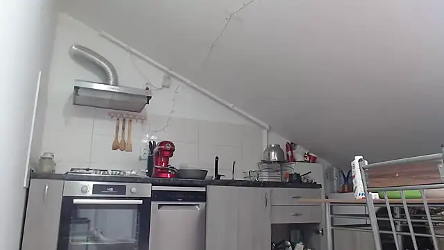 SweetMaddy888 online show from December 2024 11:04:01 AM