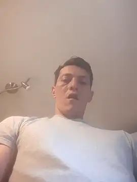 gigolopez1 online show from February 2025 10:02:01 PM