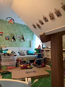 Snapshot of rundum40 chatting on December 2024 10:01:02 AM rundum40 online show from December 2024 10:01:02 AM