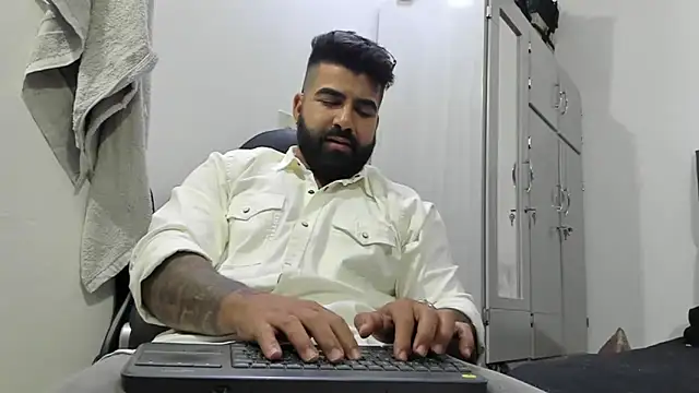 Lyon vach online show from January 2025 06:38:02 PM